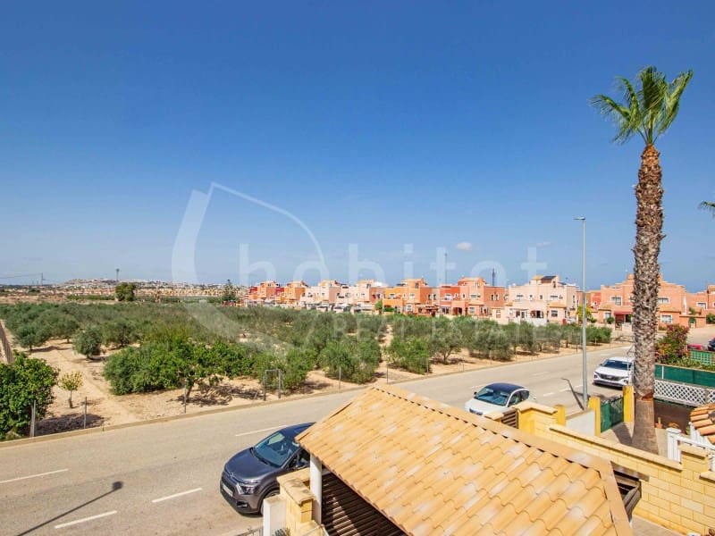 3 sovrum Villa till salu i Los Montesinos med garage - 210 000 € (Ref: 8419988)