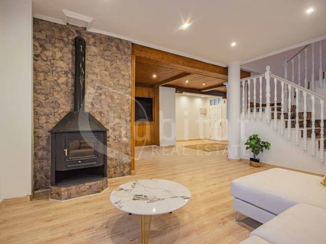 5 slaapkamer Finca/Landhuis te koop in Desamparados - Hurchillo - Torremendo, Orihuela - € 370.000 (Ref: 8423662)