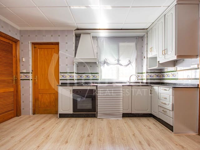 5 slaapkamer Finca/Landhuis te koop in Desamparados - Hurchillo - Torremendo, Orihuela - € 370.000 (Ref: 8423662)