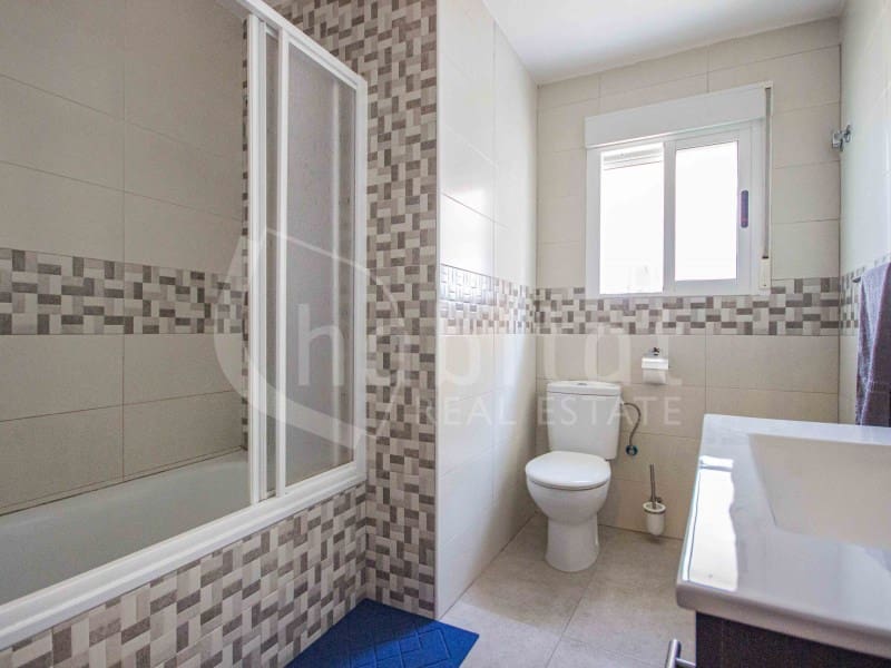 4 camera da letto Casa in vendita in Los Montesinos con piscina garage - 285.000 € (Rif: 8442677)