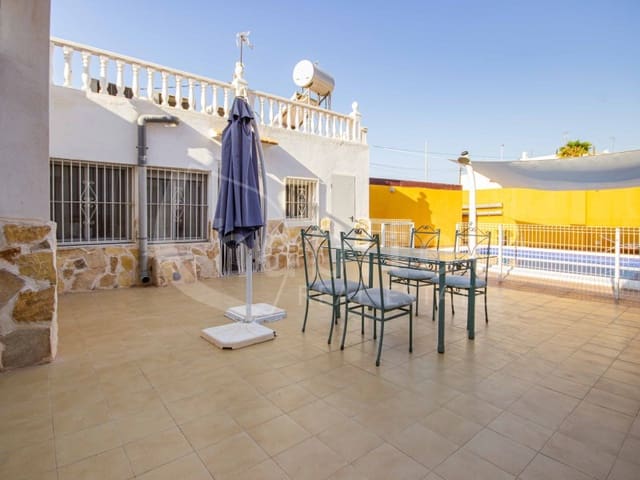 4 bedroom Townhouse for sale in Los Montesinos with pool garage - € 285,000 (Ref: 8442677)