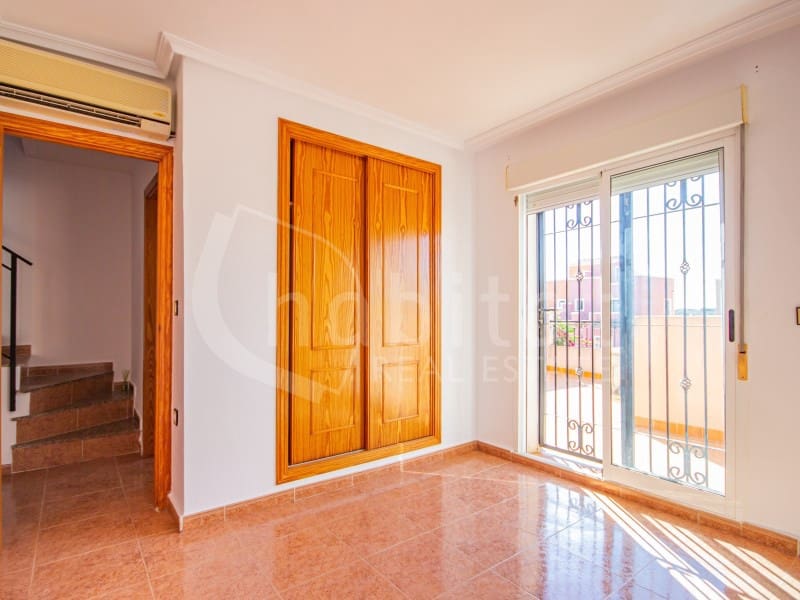 3 makuuhuone Omakotitalo myytävänä paikassa Los Montesinos - 171 000 € (Ref: 8597426)