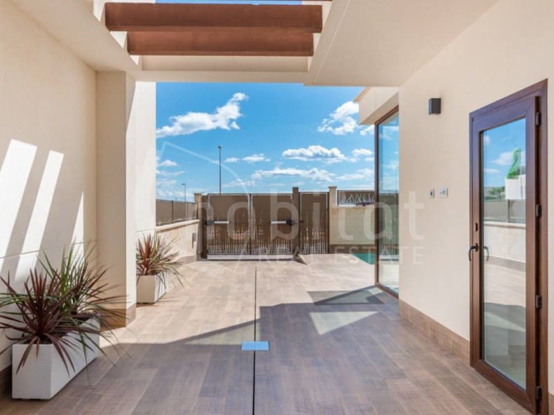 3 bedroom Villa for sale in Los Montesinos with pool garage - € 480,000 (Ref: 8657048)