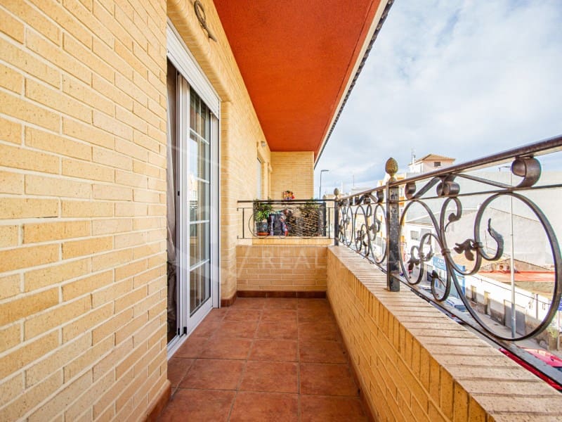 2 slaapkamer Appartement te koop in Los Montesinos - € 104.900 (Ref: 8664067)