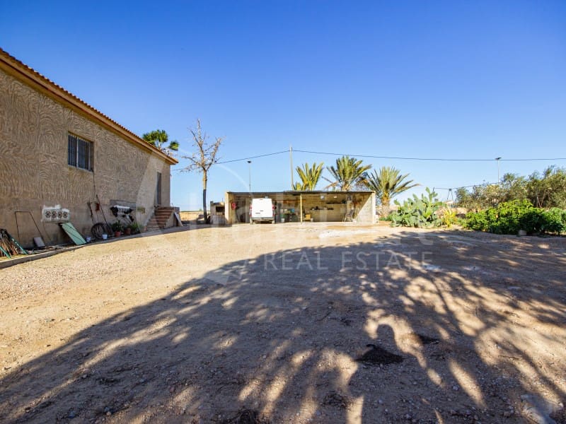 Finca/Hus på landet till salu i Los Montesinos - 1 100 000 € (Ref: 8843542)