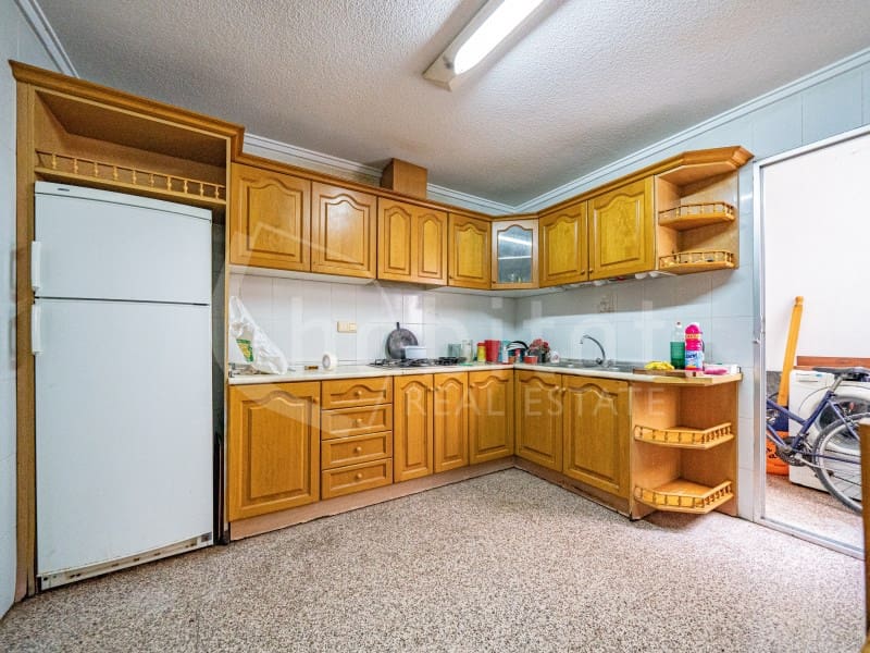 4 slaapkamer Appartement te koop in Los Montesinos - € 152.000 (Ref: 8865814)