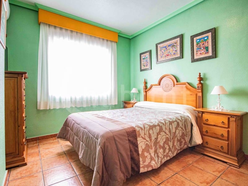 7 sovrum Hus till salu i Los Montesinos med pool garage - 495 000 € (Ref: 8923844)