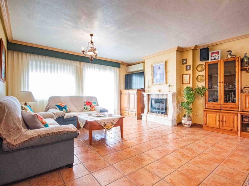 7 sovrum Hus till salu i Los Montesinos med pool garage - 495 000 € (Ref: 8923844)