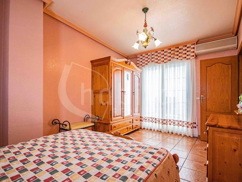 7 sovrum Hus till salu i Los Montesinos med pool garage - 495 000 € (Ref: 8923844)