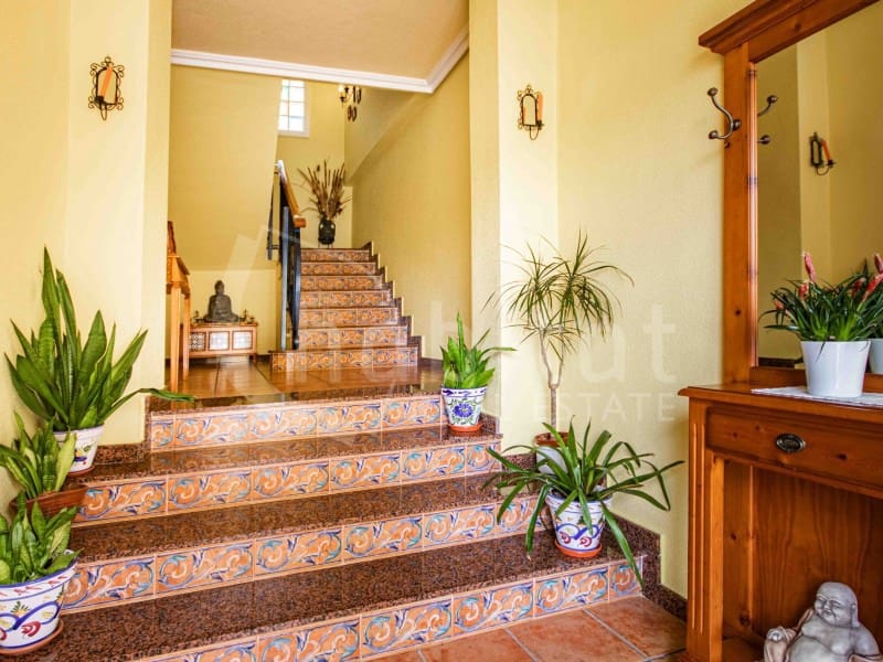 7 sovrum Hus till salu i Los Montesinos med pool garage - 495 000 € (Ref: 8923844)