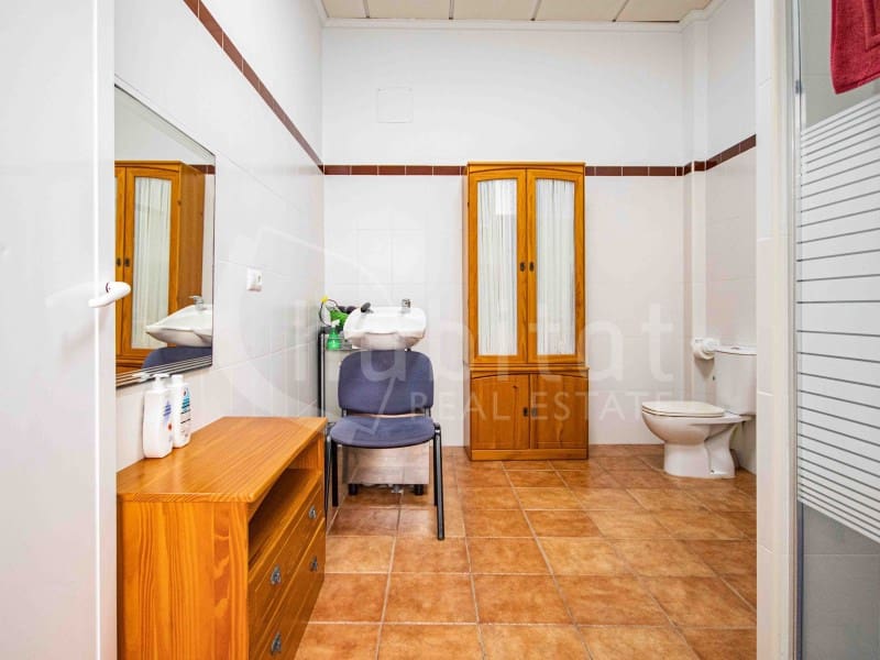 7 sovrum Hus till salu i Los Montesinos med pool garage - 495 000 € (Ref: 8923844)