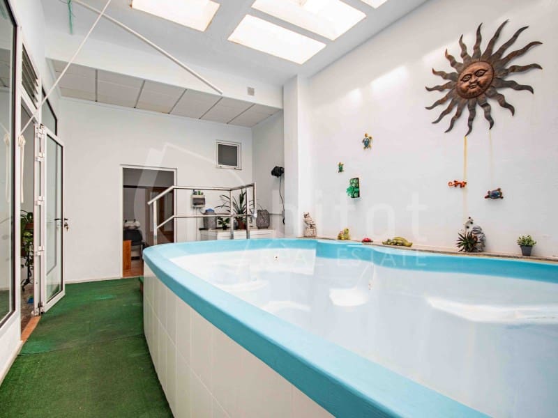 7 sovrum Hus till salu i Los Montesinos med pool garage - 495 000 € (Ref: 8923844)