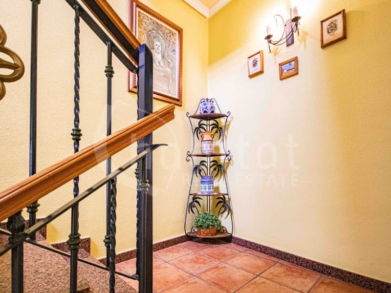 7 sovrum Hus till salu i Los Montesinos med pool garage - 495 000 € (Ref: 8923844)