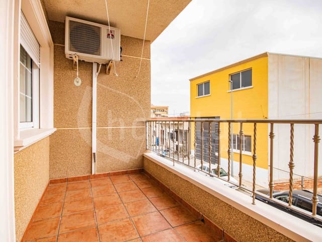 7 quarto Casa em Banda para venda em Los Montesinos com piscina garagem - 495 000 € (Ref: 8923844)