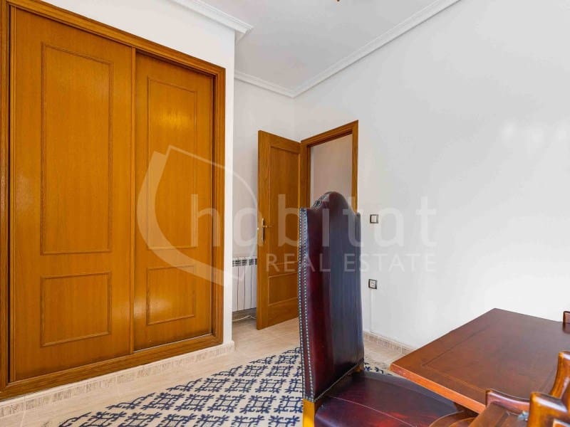 3 sypialnia Willa na sprzedaż w Los Montesinos z garażem - 285 000 € (Ref: 8926772)