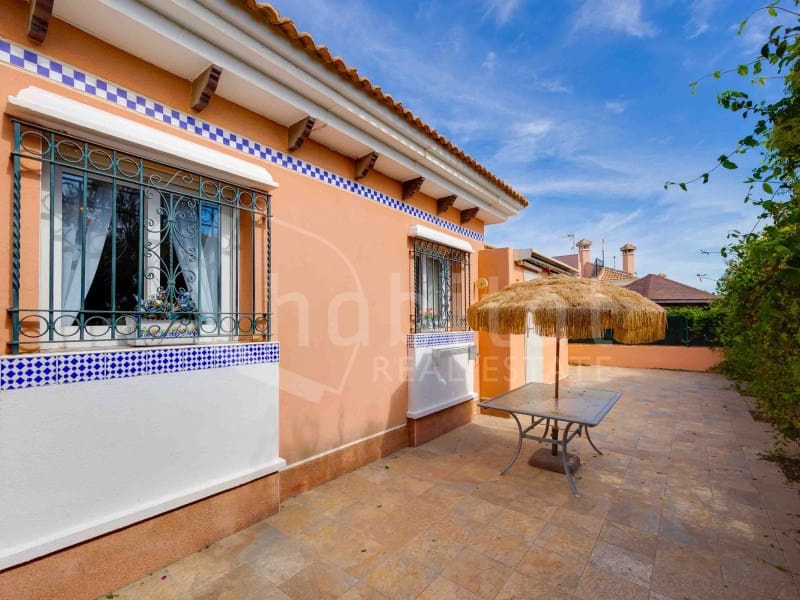 3 sypialnia Willa na sprzedaż w Los Montesinos z garażem - 285 000 € (Ref: 8926772)