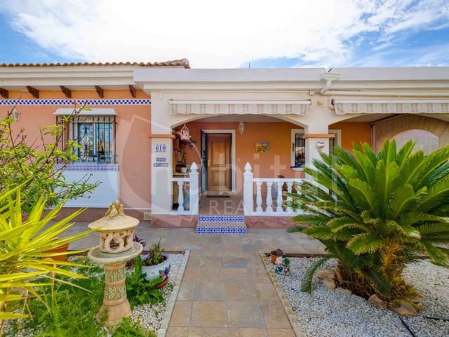 3 sypialnia Willa na sprzedaż w Los Montesinos z garażem - 285 000 € (Ref: 8926772)