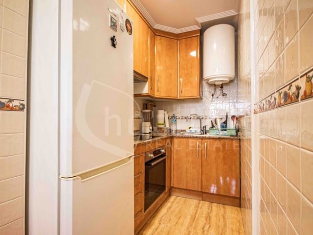 2 slaapkamer Appartement te koop in Los Montesinos met garage - € 130.000 (Ref: 8968671)