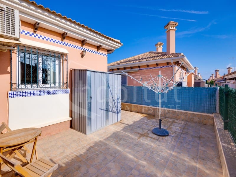 3 bedroom Villa for sale in Los Montesinos - € 325,000 (Ref: 8994077)