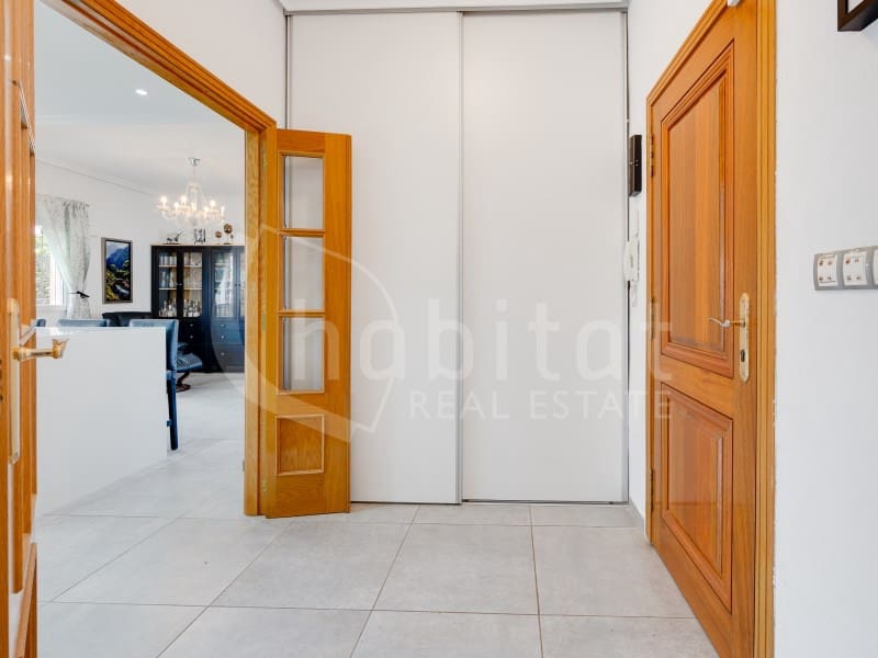 3 bedroom Villa for sale in Los Montesinos - € 325,000 (Ref: 8994077)