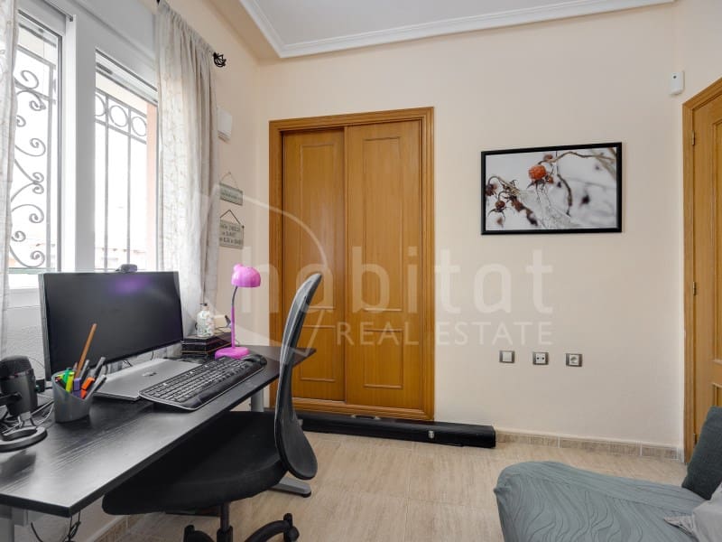 3 bedroom Villa for sale in Los Montesinos - € 325,000 (Ref: 8994077)