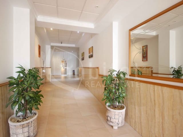 2 slaapkamer Appartement te koop in Los Montesinos met garage - € 119.900 (Ref: 9003496)