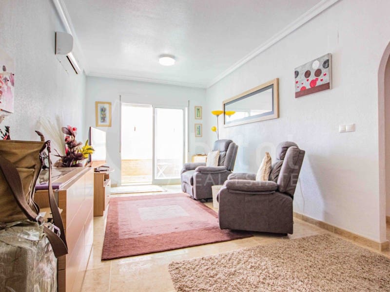 2 slaapkamer Appartement te koop in Los Montesinos met garage - € 119.900 (Ref: 9003496)