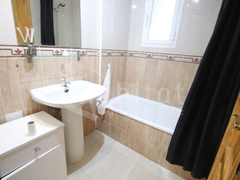 2 slaapkamer Appartement te koop in Los Montesinos met garage - € 120.000 (Ref: 9003496)