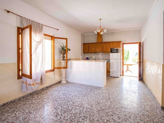 2 soveværelse Finca/Landehus til salg i Redován med swimmingpool garage - € 225.000 (Ref: 9014608)