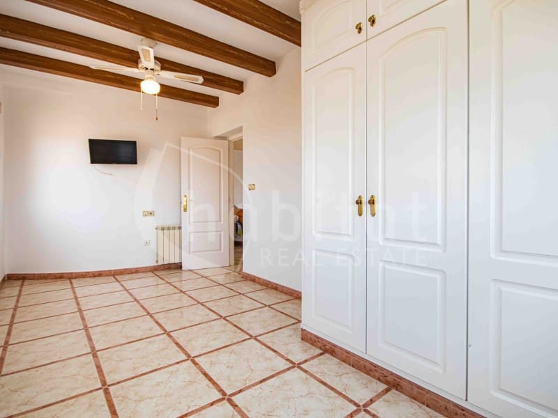 4 bedroom Villa for sale in Torrevieja with pool garage - € 689,000 (Ref: 9051378)