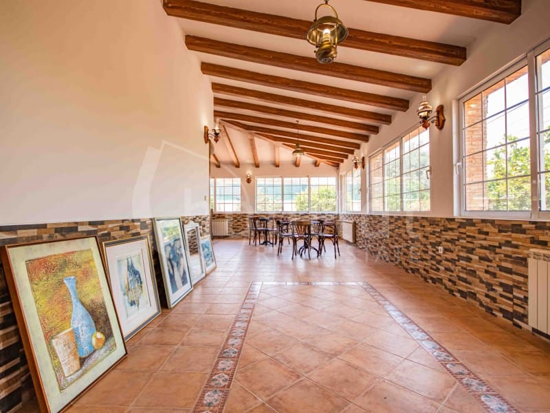 4 bedroom Villa for sale in Torrevieja with pool garage - € 689,000 (Ref: 9051378)