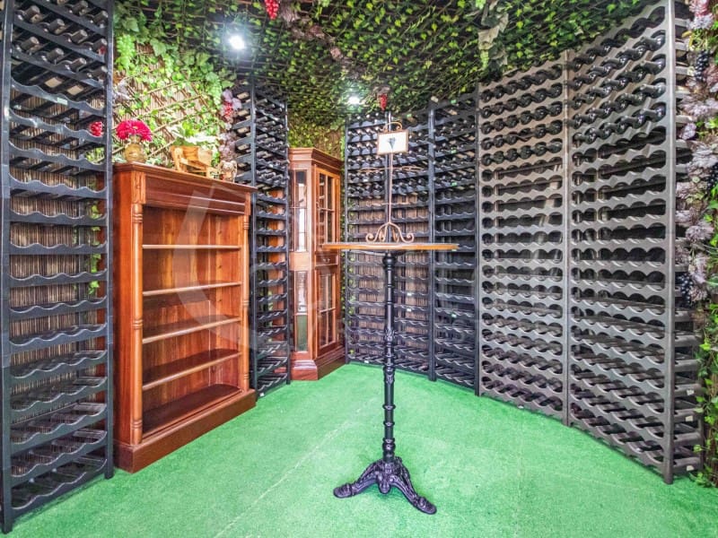 4 bedroom Villa for sale in Torrevieja with pool garage - € 689,000 (Ref: 9051378)