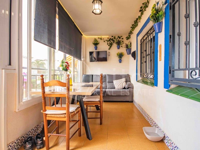 2 slaapkamer Huis te koop in Los Montesinos met garage - € 169.900 (Ref: 9057897)