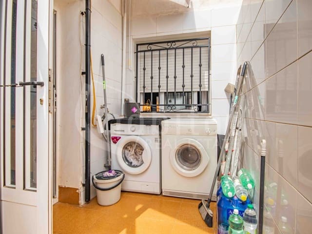 2 slaapkamer Huis te koop in Los Montesinos met garage - € 169.900 (Ref: 9057897)