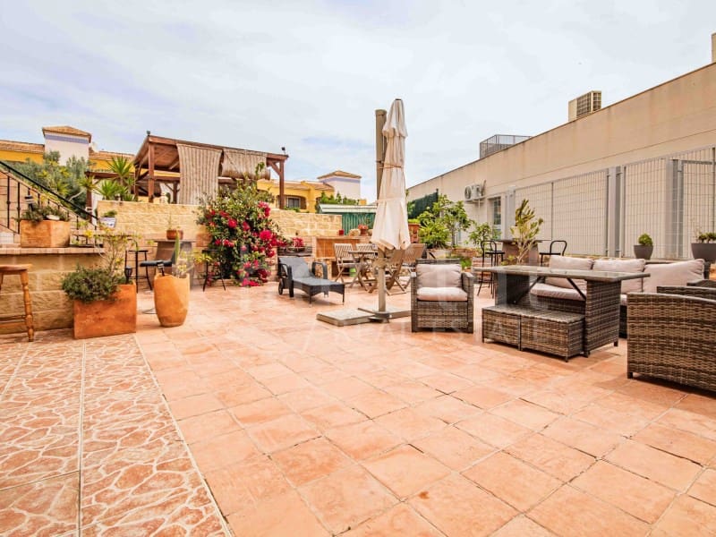 2 slaapkamer Huis te koop in Los Montesinos met garage - € 169.900 (Ref: 9057897)