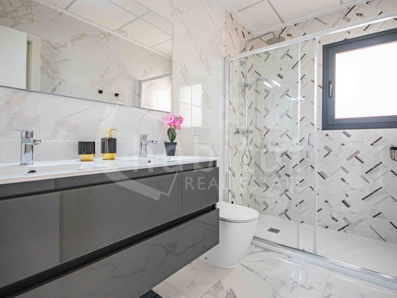 3 bedroom Villa for sale in Los Montesinos - € 380,000 (Ref: 9074994)