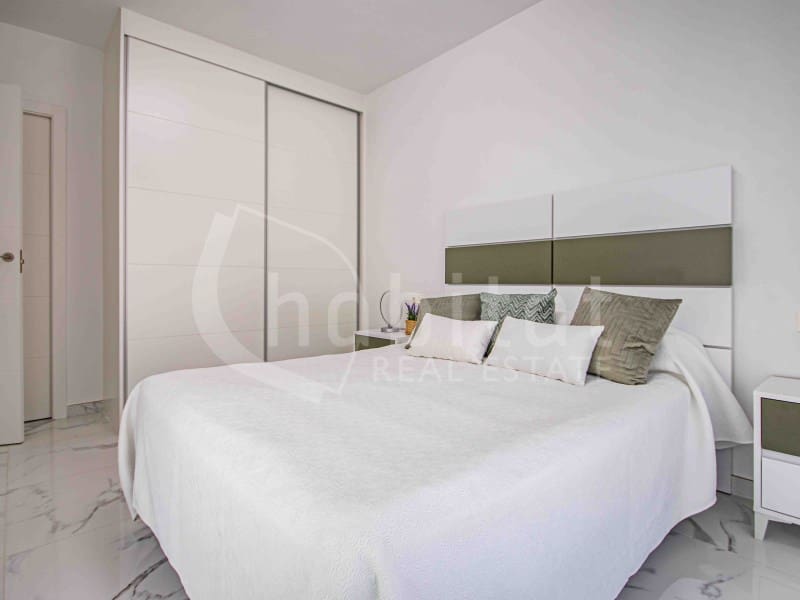 3 bedroom Villa for sale in Los Montesinos - € 380,000 (Ref: 9074994)