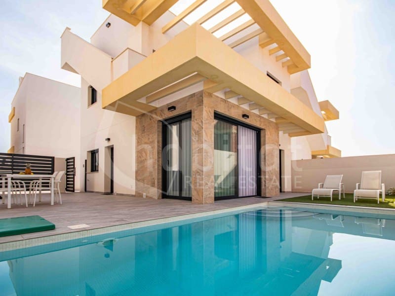 3 bedroom Villa for sale in Los Montesinos - € 380,000 (Ref: 9074994)