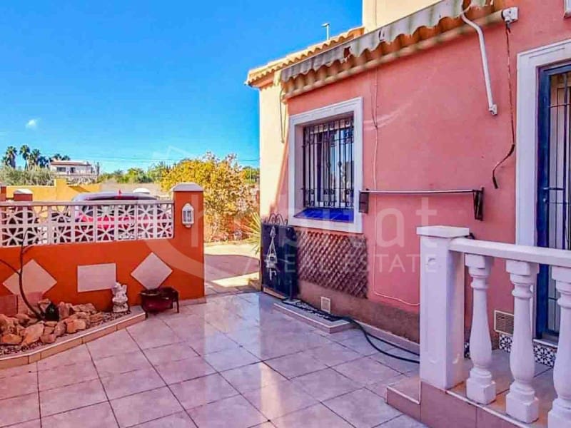 3 soverom Hus til salgs i Los Montesinos - € 178 000 (Ref: 9128560)