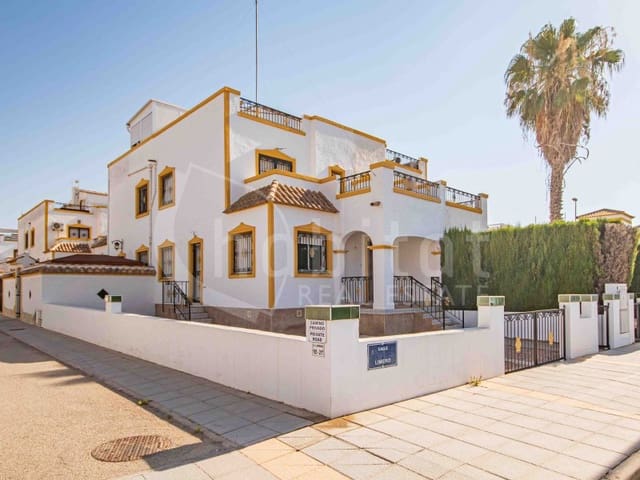3 bedroom Townhouse for sale in Desamparados - Hurchillo - Torremendo, Orihuela - € 170,000 (Ref: 9131906)