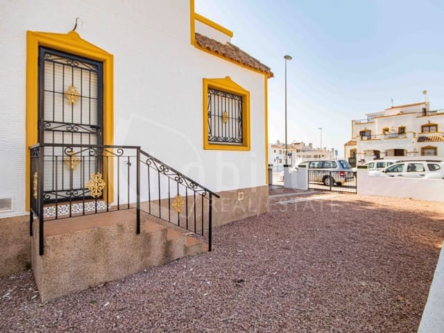 3 bedroom Townhouse for sale in Desamparados - Hurchillo - Torremendo, Orihuela - € 170,000 (Ref: 9131906)