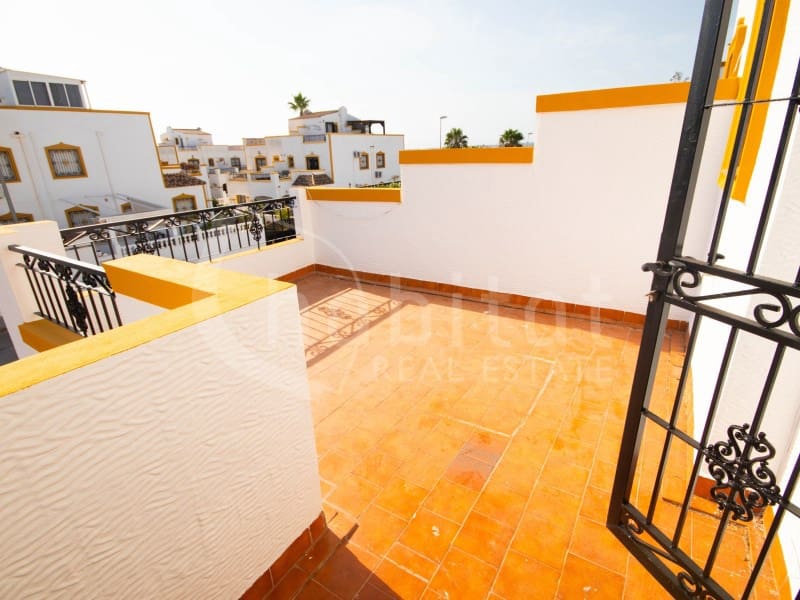 3 soveværelse Byhus til salg i Orihuela med swimmingpool garage - € 219.900 (Ref: 9131906)