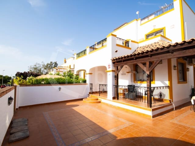 3 soveværelse Byhus til salg i Desamparados - Hurchillo - Torremendo, Orihuela med swimmingpool garage - € 219.900 (Ref: 9131906)