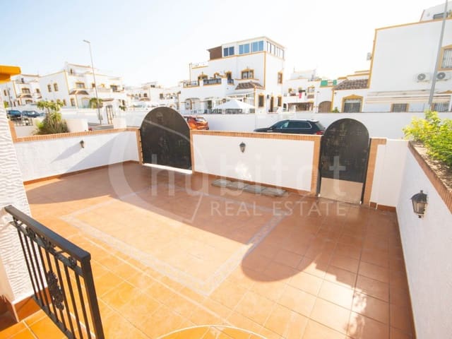 3 soveværelse Byhus til salg i Desamparados - Hurchillo - Torremendo, Orihuela med swimmingpool garage - € 219.900 (Ref: 9131906)