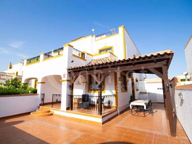 3 soveværelse Byhus til salg i Desamparados - Hurchillo - Torremendo, Orihuela med swimmingpool garage - € 219.900 (Ref: 9131906)
