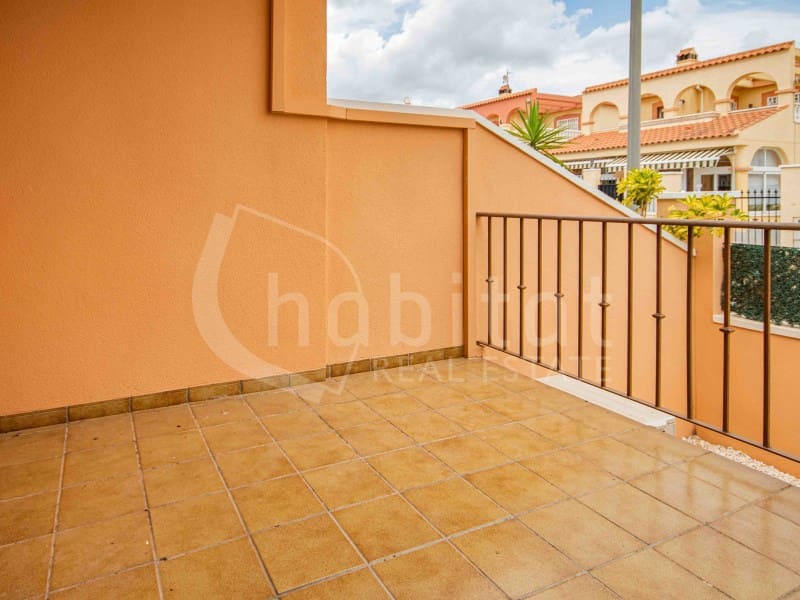 3 bedroom Townhouse for rent in Pinar de Campoverde with pool garage - € 900 (Ref: 9151833)