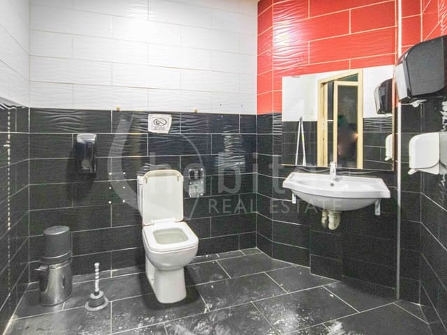 Commercial for sale in Los Montesinos - € 275,000 (Ref: 9220318)