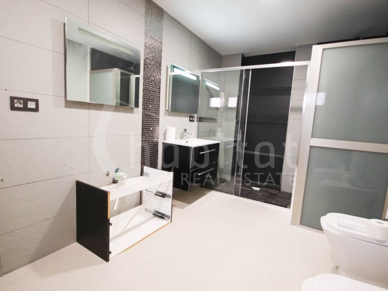 4 slaapkamer Huis te koop in Los Montesinos - € 250.000 (Ref: 9276555)