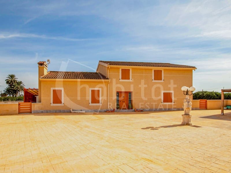 5 quarto Quinta/Casa Rural para venda em San Miguel de Salinas com piscina - 425 000 € (Ref: 9317657)