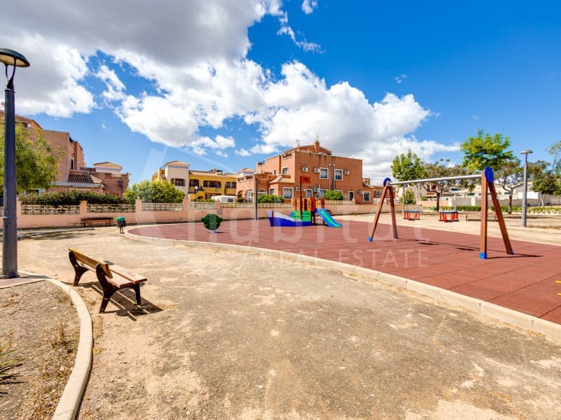 2 soverom Leilighet til salgs i Los Montesinos - € 139 000 (Ref: 9335439)